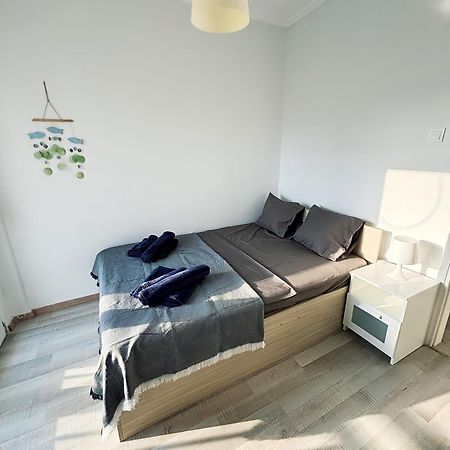 Nouri Schoene Wohnung In Direkter Strandnaehe, Schnelles Internet, Freies Parken, Nahe Flughafen Περαία Εξωτερικό φωτογραφία